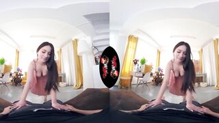 VRLATINA Cute Latina Cum Covered Face VR