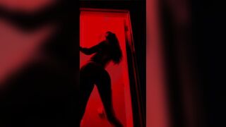 Reddit Girl does NSFW Silhouette Challenge for Tiktok