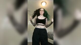 Tik Tok: FEMALES!#101