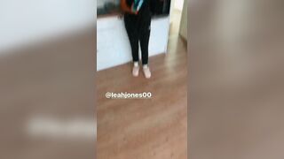 Woman tiktok boobs