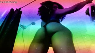 colorful twerk edited video Beatking- going down