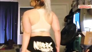 Dare you to NOT cum to this Big Ass Twerking