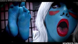 Blue Alien cosplay - Jerk off instruction - tied up - feet pose - bukkaked heavily