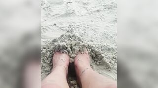 Sexy Feet/toes in the Sand