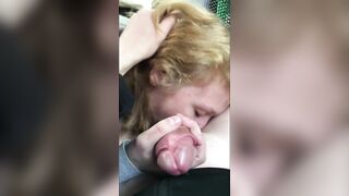 Tinder Girl Gives Quick Blowjob in Car