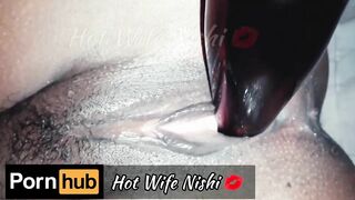 Sri Lankan Hot Wife having Fun by Inserting a Beer Bottle to her Pussy බියර් බෝතලෙන් ගත්තු සැපක්