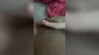 Playing with my Wet Pregnant Pussy