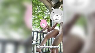 Xosecretsaraxo having sex on the balcony of her cabin