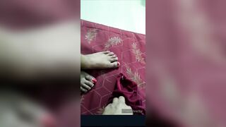 Bhabhi enjoying with her boyfriend in bedroom