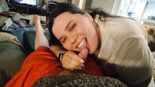 Netflix and Chill Blowjob - She Came Over to Suck Dick!