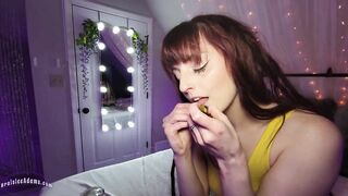 Braislee Adams 420 Music Video Smokes, Dances, & Teases Ends w/ Finger Play