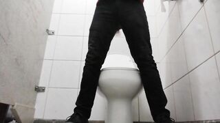 pull down my skinny jeans and my cock out trhow the underwear piss off like that