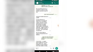 Cuckold scopre tradimento Moglie milf zoccola su whatsapp mentre lei è al club dialogo italiano