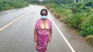 Hot Aunty Boobs Show in the midst of beautiful nature