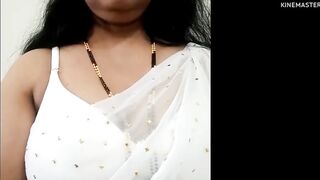 White saree me pushpa Aunty sex chat krte huye