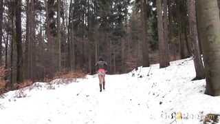 Sexy Brunette Enjoys Powerful Pee On Snow