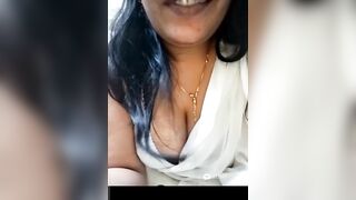 Desi Indian aunty white saree blouse removing