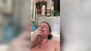 Mistress Wriggler having the most insane orgasm in the bath