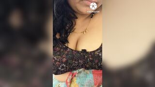 Desi Indian geetahousewife big natural boobs