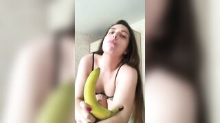 BANANA SUCK