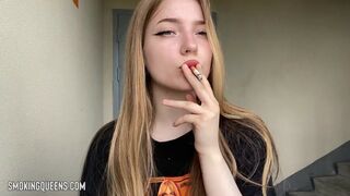 Smoking Fetish Girl 11