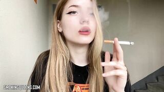 Smoking Fetish Girl 11