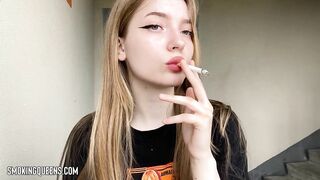 Smoking Fetish Girl 11