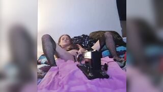 Watch my fuck machine make me cum