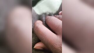 Rubbing my pussy till I cum