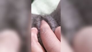 Rubbing my pussy till I cum