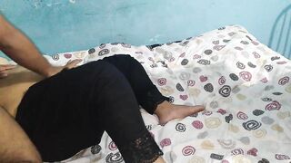 Desi Pakistani aunty fucked by Neighbor 25 Year Old Boy- Fuck Me Please UHHH AHHH Hindi Audio