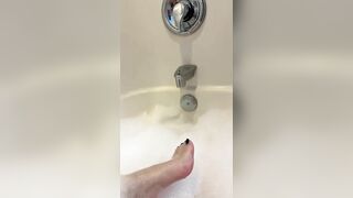 Bath Time Foot Fun