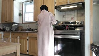 Iranian mother fucked in kitchen سکس با زن جنده همسایه امیر توروخدا بزار برم