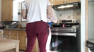 Iranian mother fucked in kitchen سکس با زن جنده همسایه امیر توروخدا بزار برم