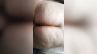 Moaning bbw being fingered