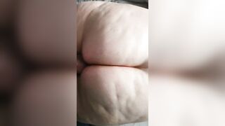 Moaning bbw being fingered