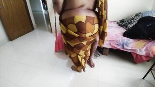 Tamil Horny Granny with saree fucks a guy - Hindi Audio (Cowgirl Huge Boobs) Indian Sex