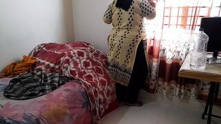 calak Sasurji ne bahu ke hath bandh kar uski mast choda (Father-in-law tied hands of the daughter-in-law and Fucked her)