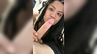 QUICK BLOWJOB BEFORE WORK FROM A BEAUTIFUL BLACK BABE