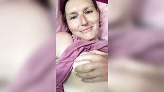 Mommy plays with her amazing boobs for Daddy's Day