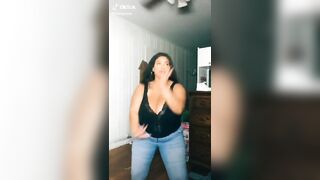 Tik Tok Female: Chick with HUGE tits!