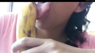 Banana Play Whit My Pussy