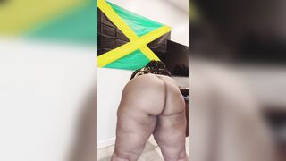 SEXY CARIBBEAN BBW ASS CLAPPING SO LOUD NONSTOP