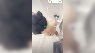 HOTEL SHOWER SOLO FEMALE