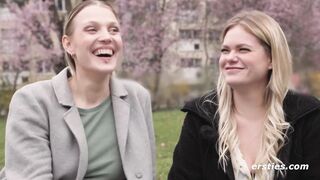 Ersties - Nina C und Emma K haben Analsex mit einem Strapon.