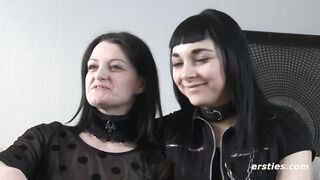 Ersties - Alisa und Lea – Machtvolle Sexspiele mit Gerte und Unterwerfung