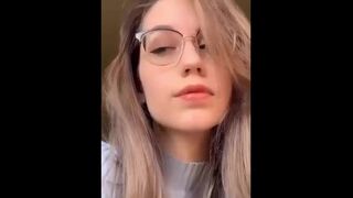 LEAKED SNAPCHAT NUDES AND MASTURBATION VIDEO OF BEAUTIFUL GIRL WITH GLASSES